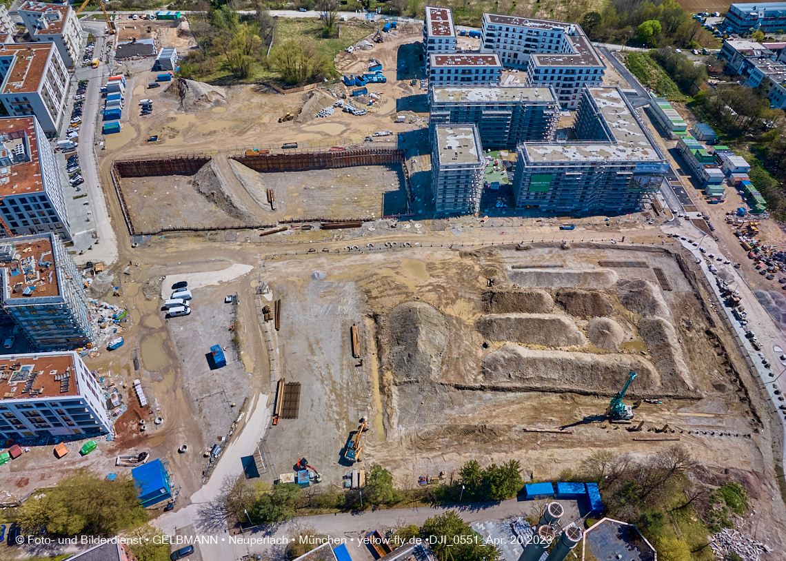 21.04.2023 - Luftbilder von der Baustelle Alexisquartier und Pandion Verde in Neuperlach